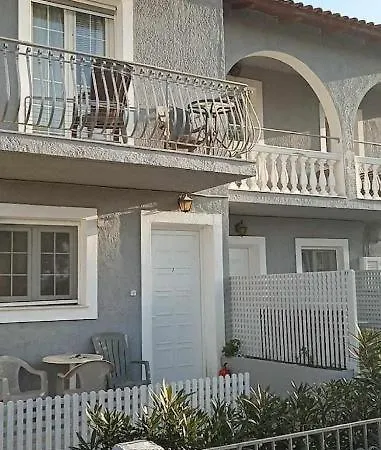 Διαμέρισμα Lux Ionian St&apts